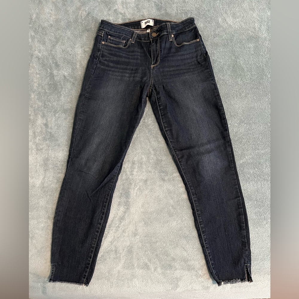 EUC - Paige Verdugo Women’s jeans - Size 29